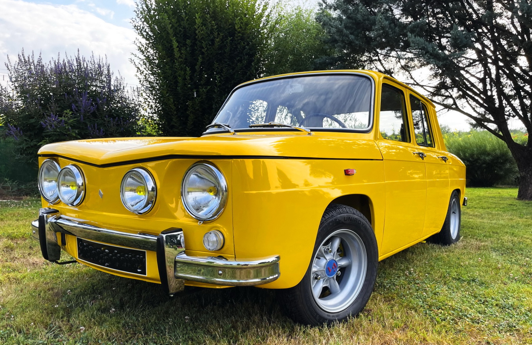 Illustration - Renault 8 S