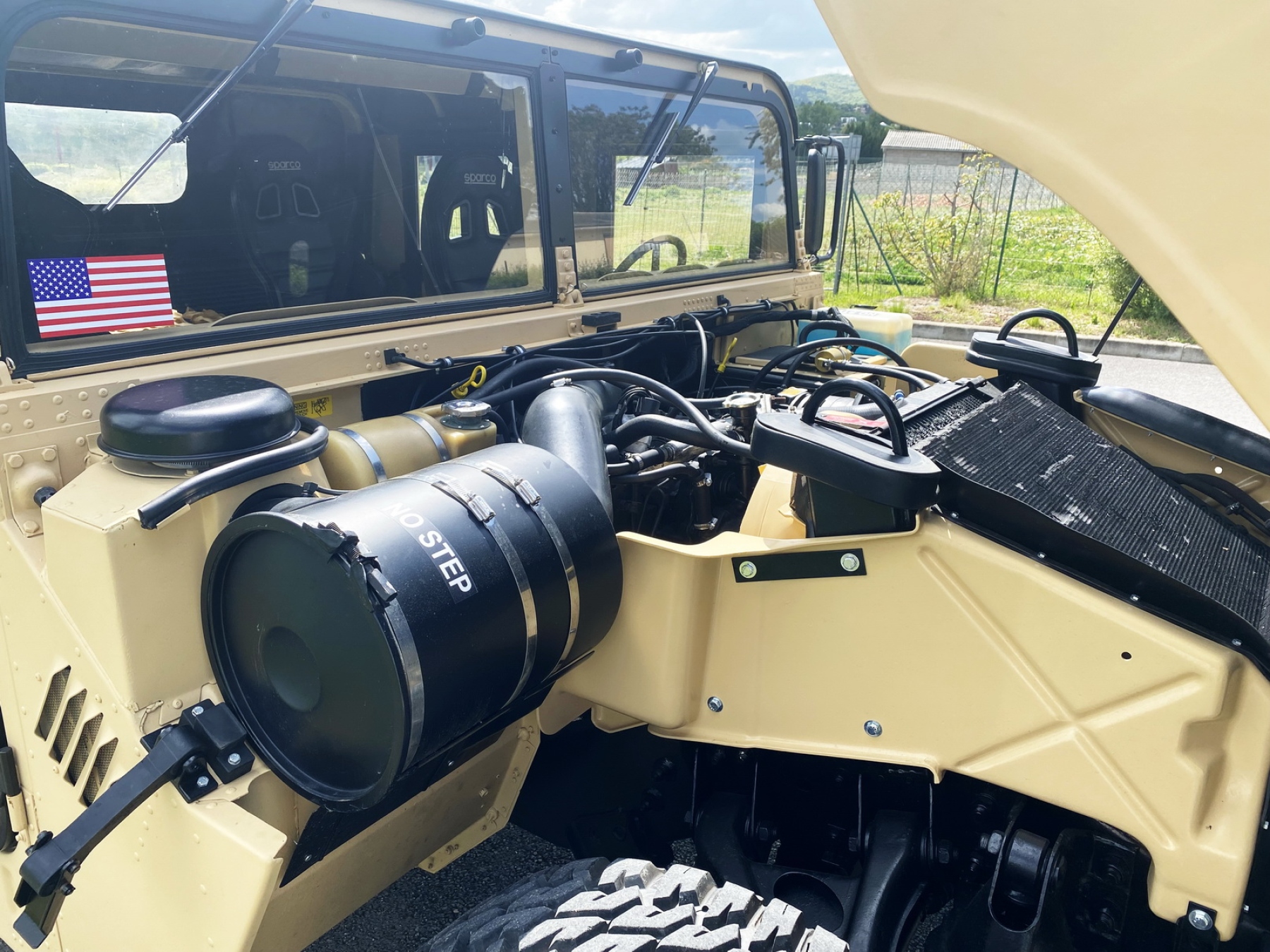 Illustration - Humvee M998
