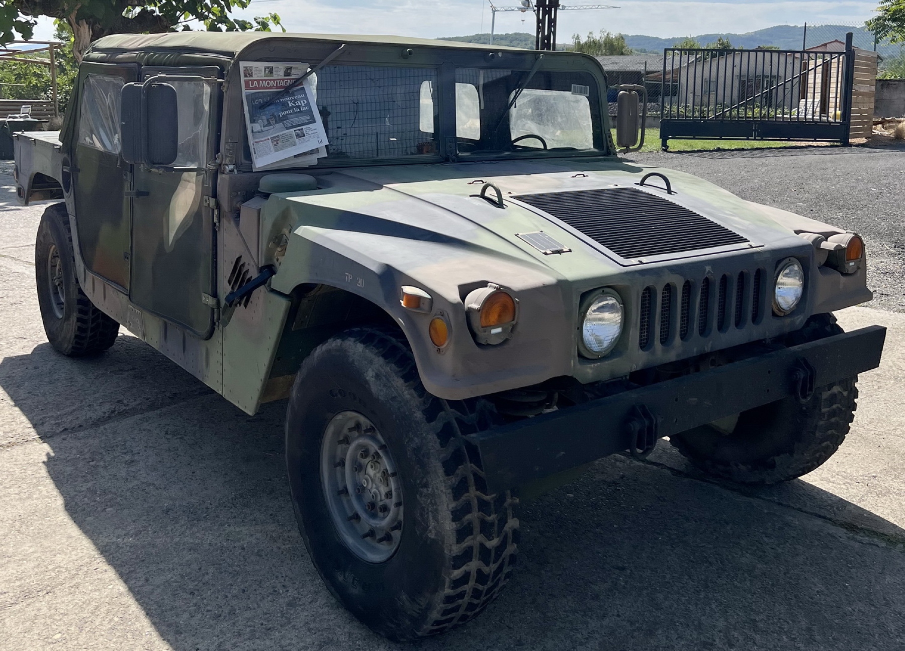 Illustration - Humvee M998