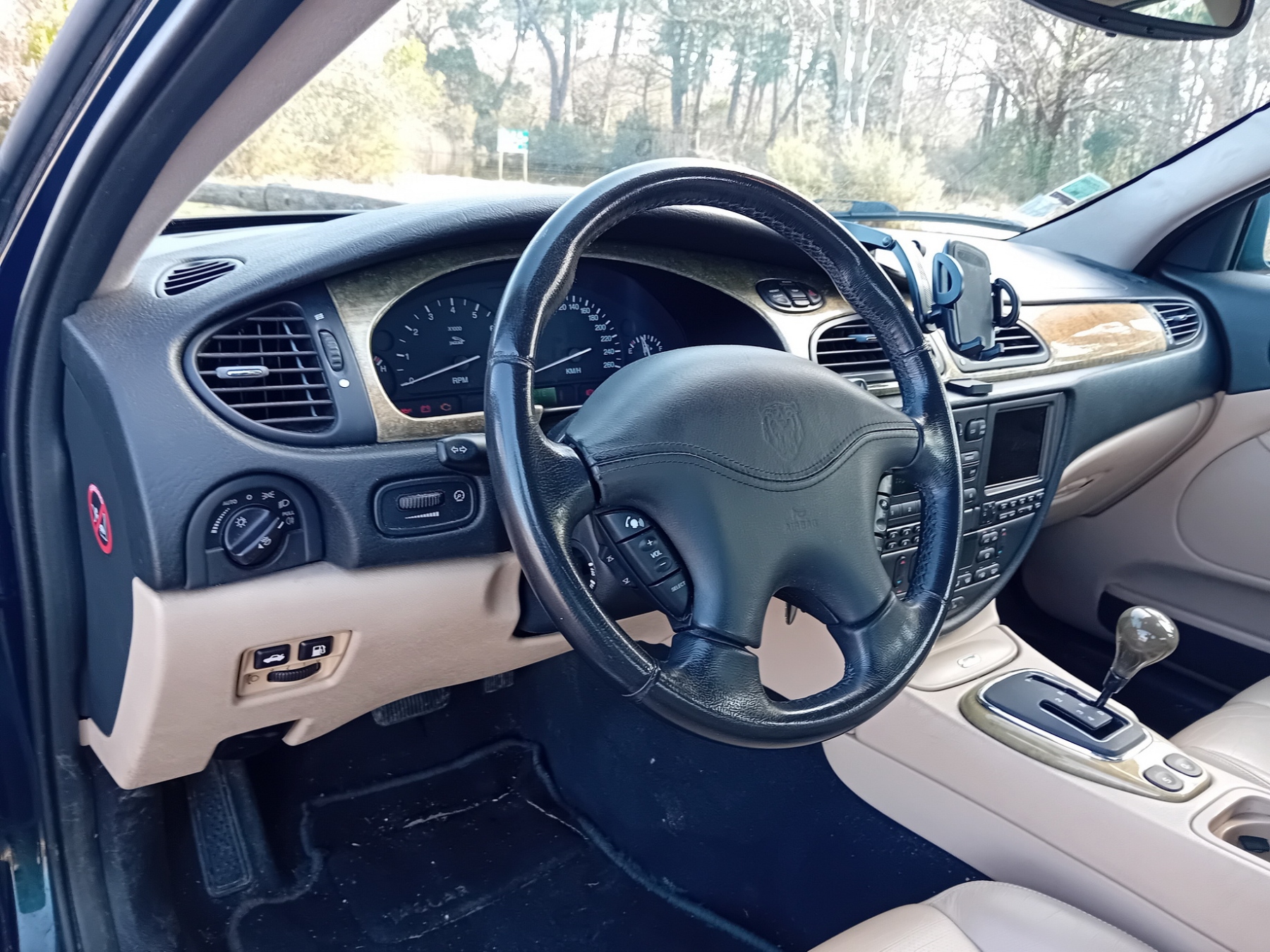 Illustration - Jaguar S-Type