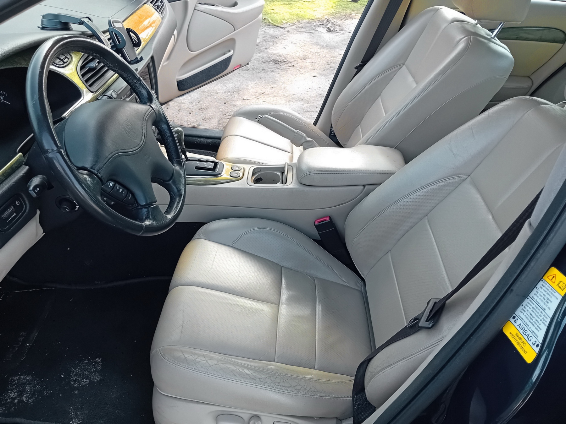 Illustration - Jaguar S-Type