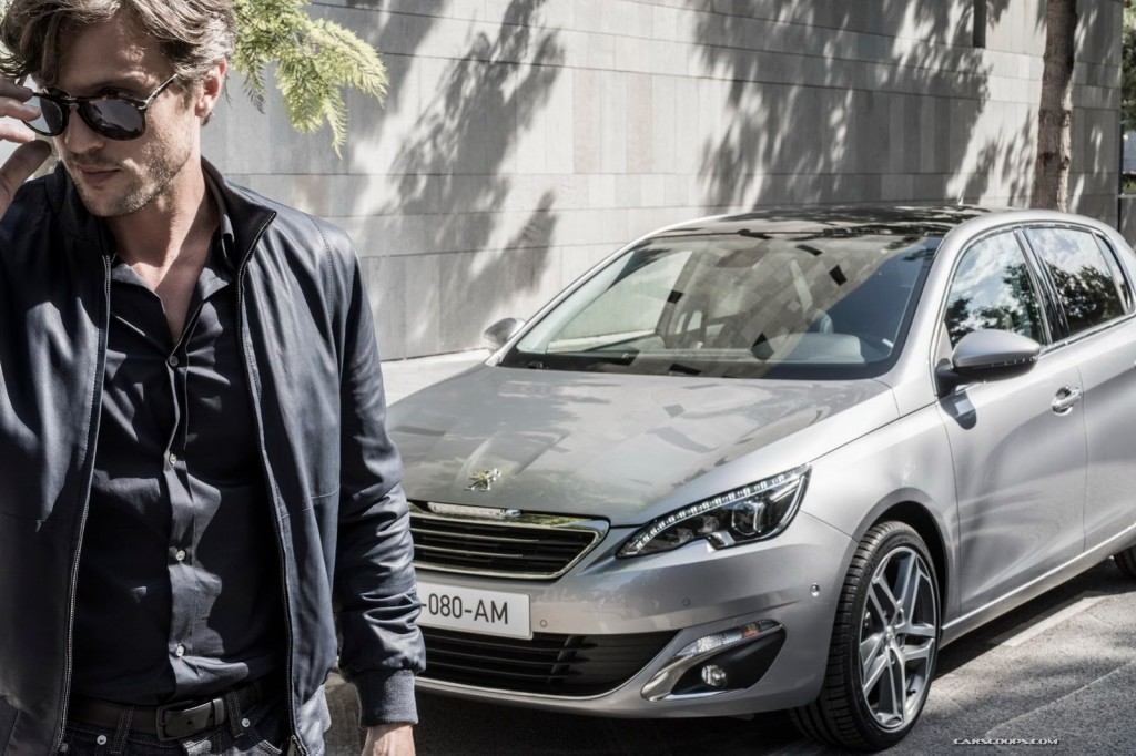 2014-Peugeot-308-Hatch-Carscoops-138[2]