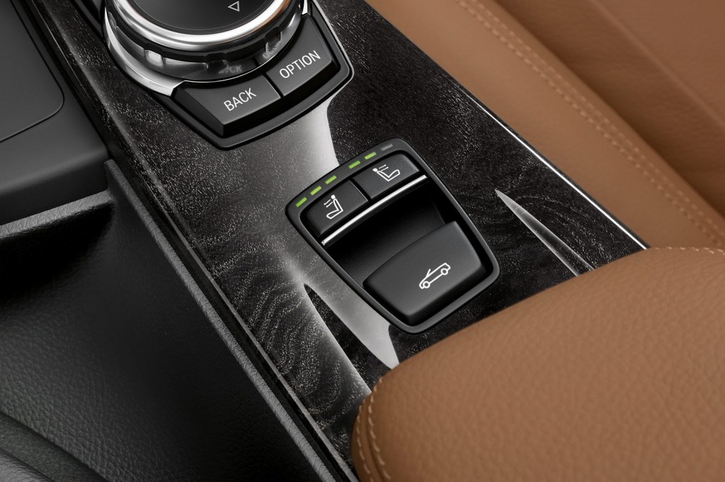 2014-BMW-4-Series-Convertible60[2]
