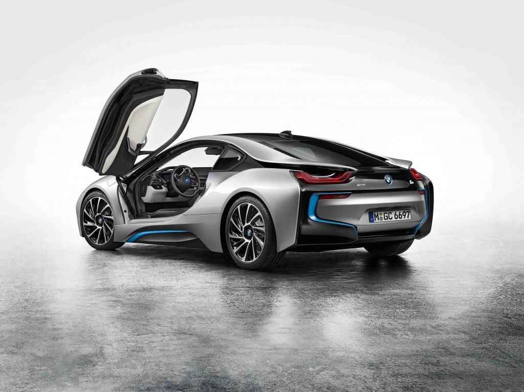 I8 STUDIO 2