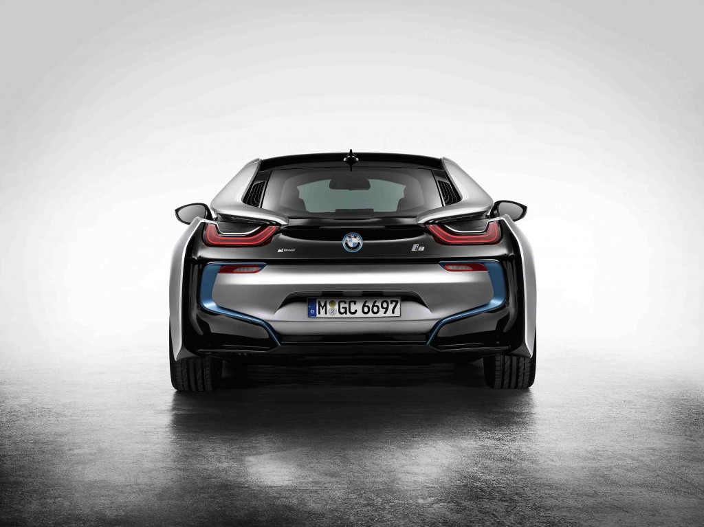 I8 studio