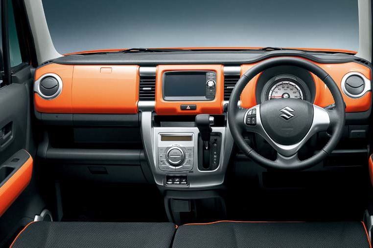 Suzuki-Tokyo-Motor-Show-18[3]