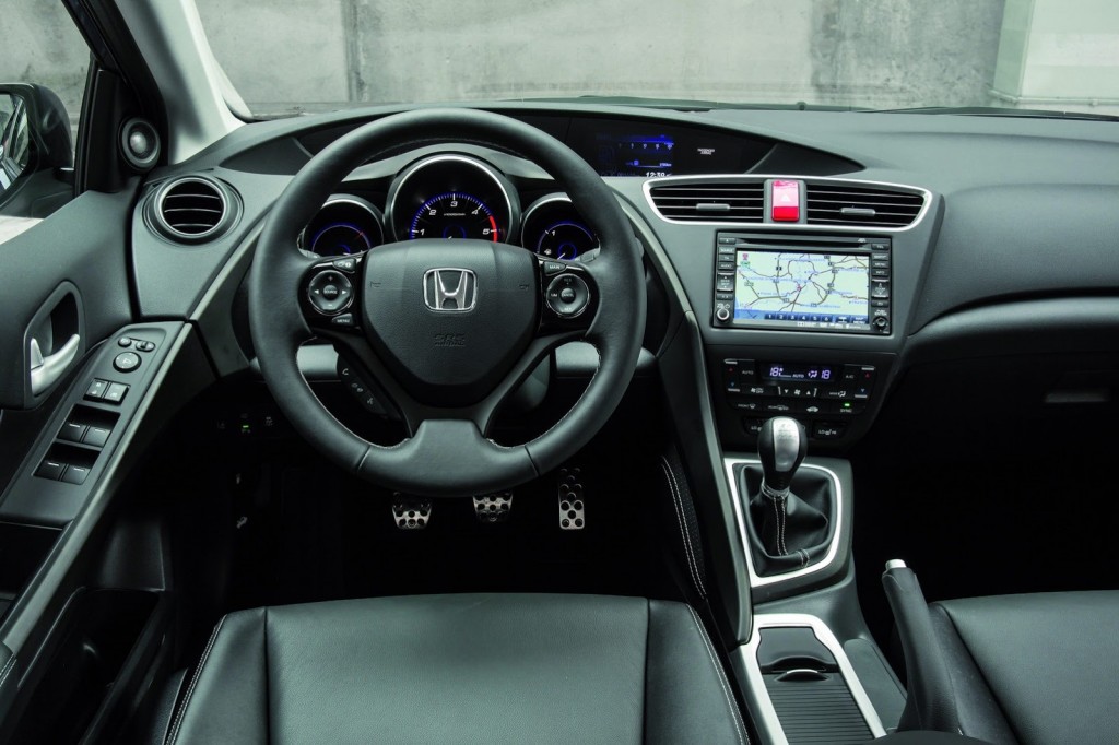 New-Honda-Civic-Tourer-10[2]