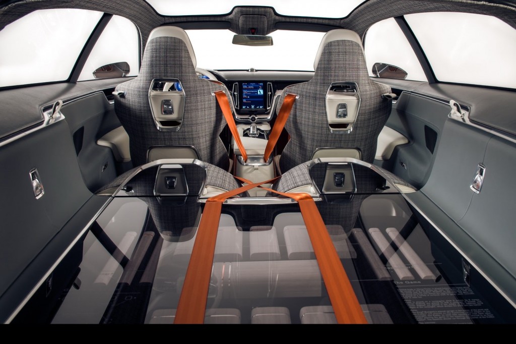 Volvo-Concept-Estate-8[2]