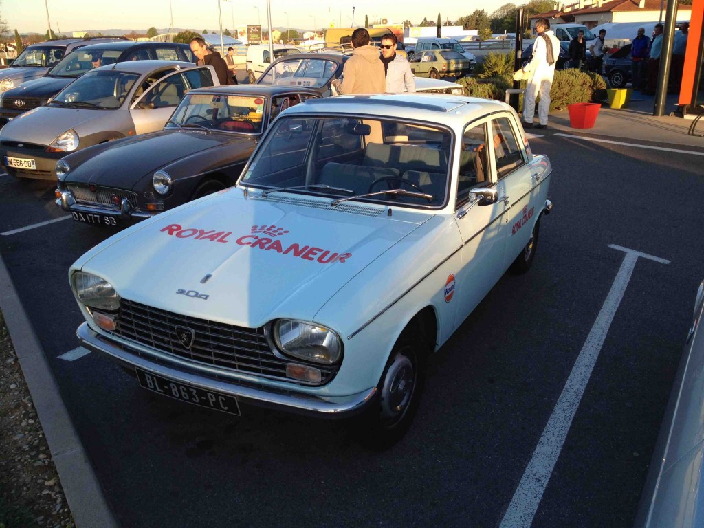 Peugeot 204 1