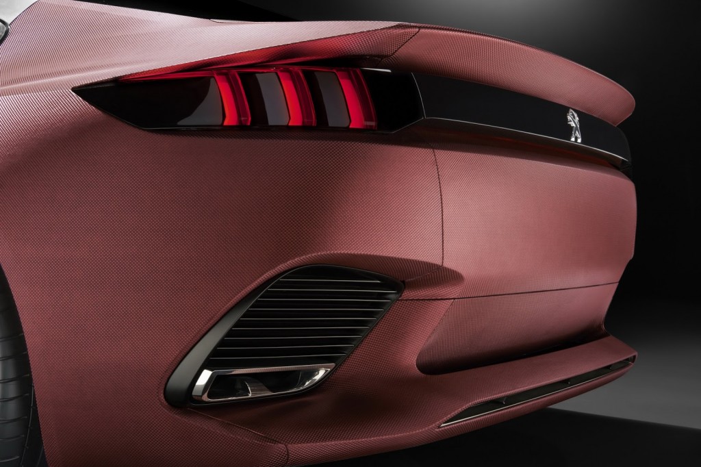 Peugeot-Exalt-Coupe-Concept-37