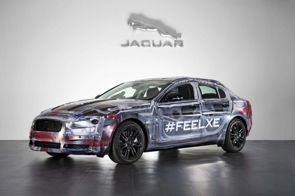 Jaguar-XE-1[4]