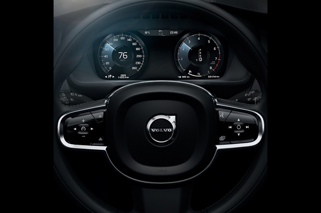 Volvo-XC90-Interior-16