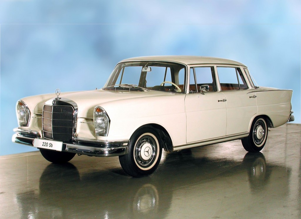 MERCEDES W-111