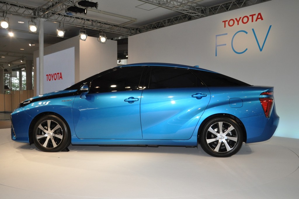 Toyota-FCV-5[3]
