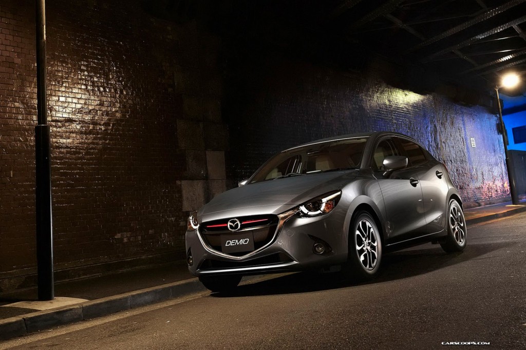 2015-Mazda2-Demio-68