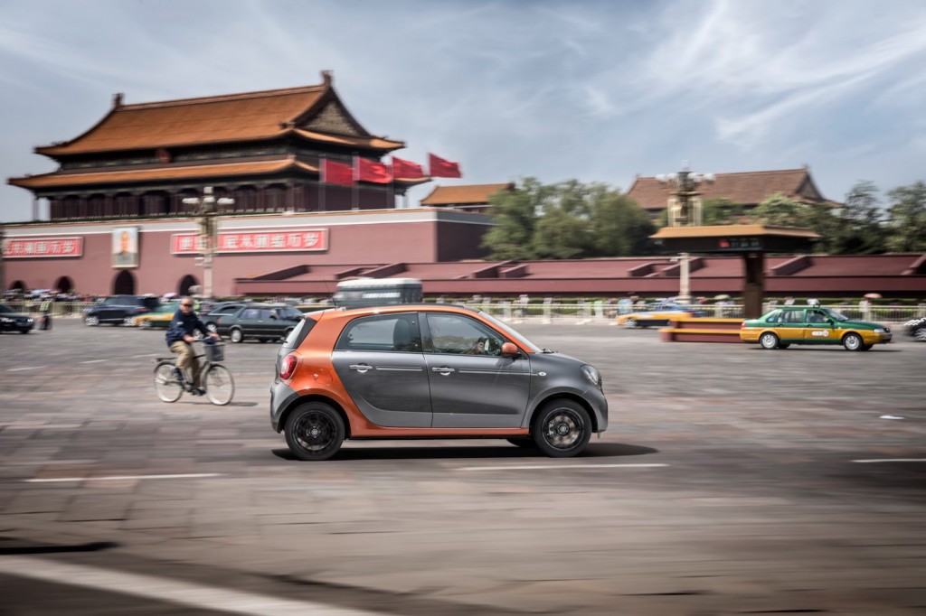 2015-Smart-ForTwo-ForFour-63