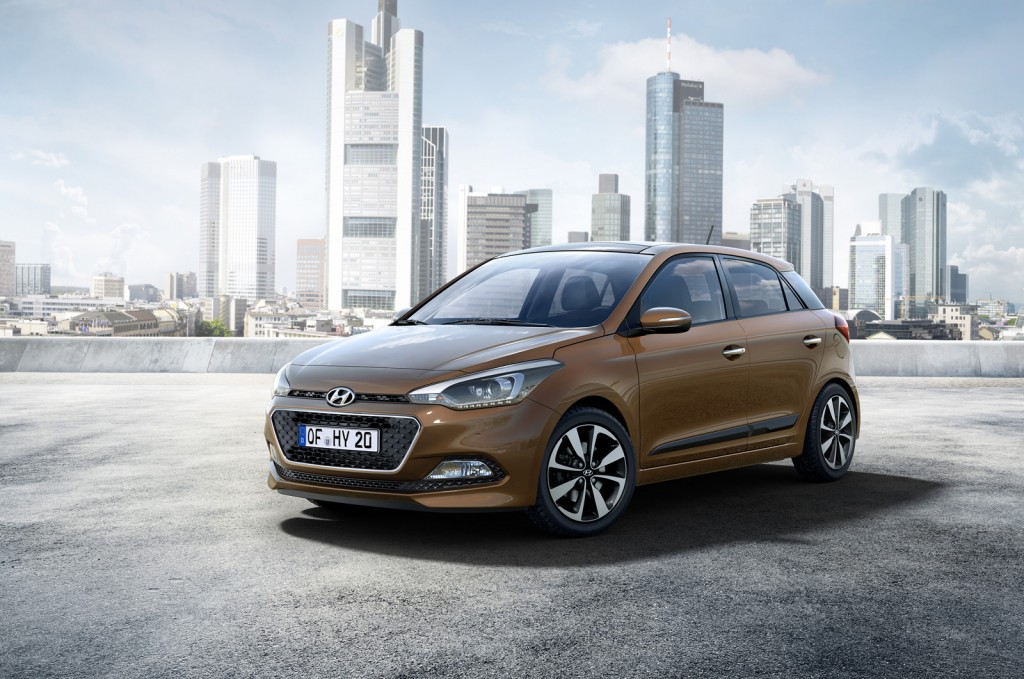 2015-Hyundai-i20-1