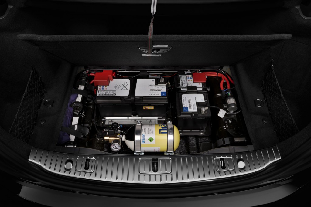 Mercedes-S600-Guard-17