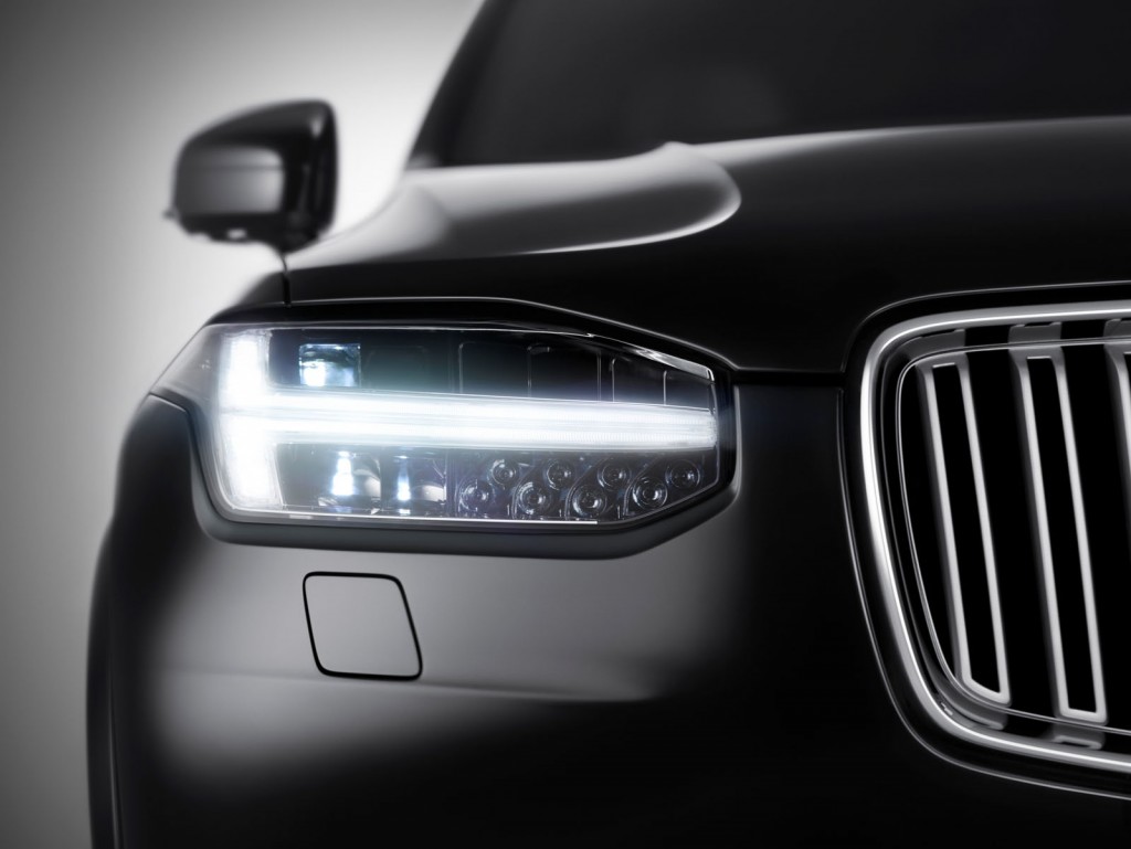 Volvo-XC90-1