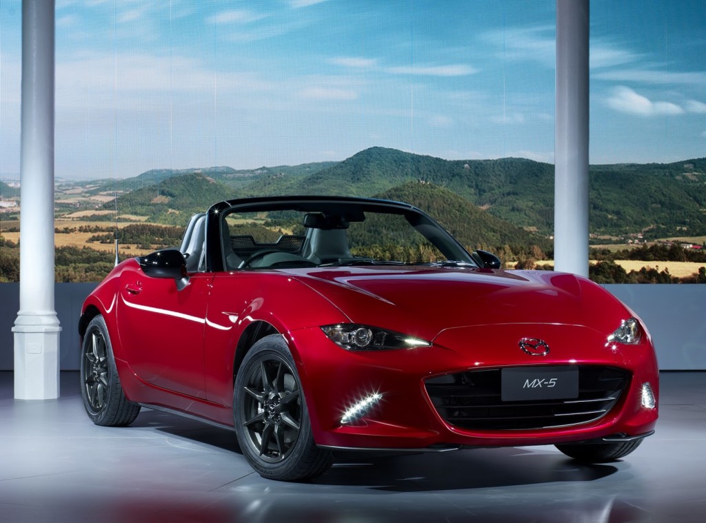 2016-Mazda-MX-5-Miata-4