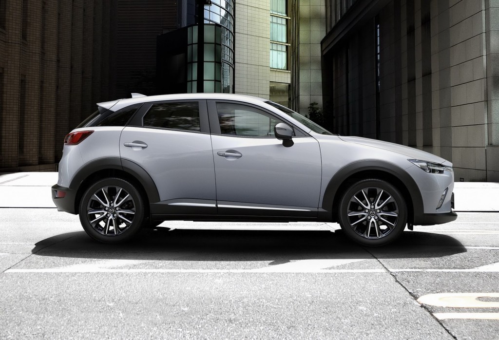 2016-Mazda-CX-3-14