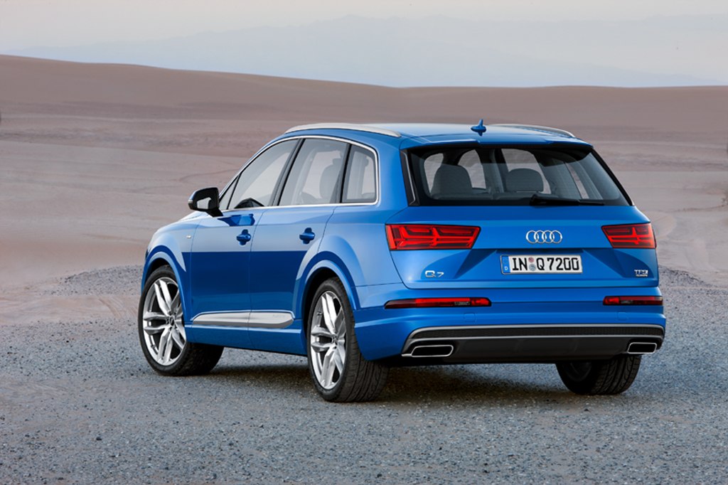 2016-Audi-Q7-2