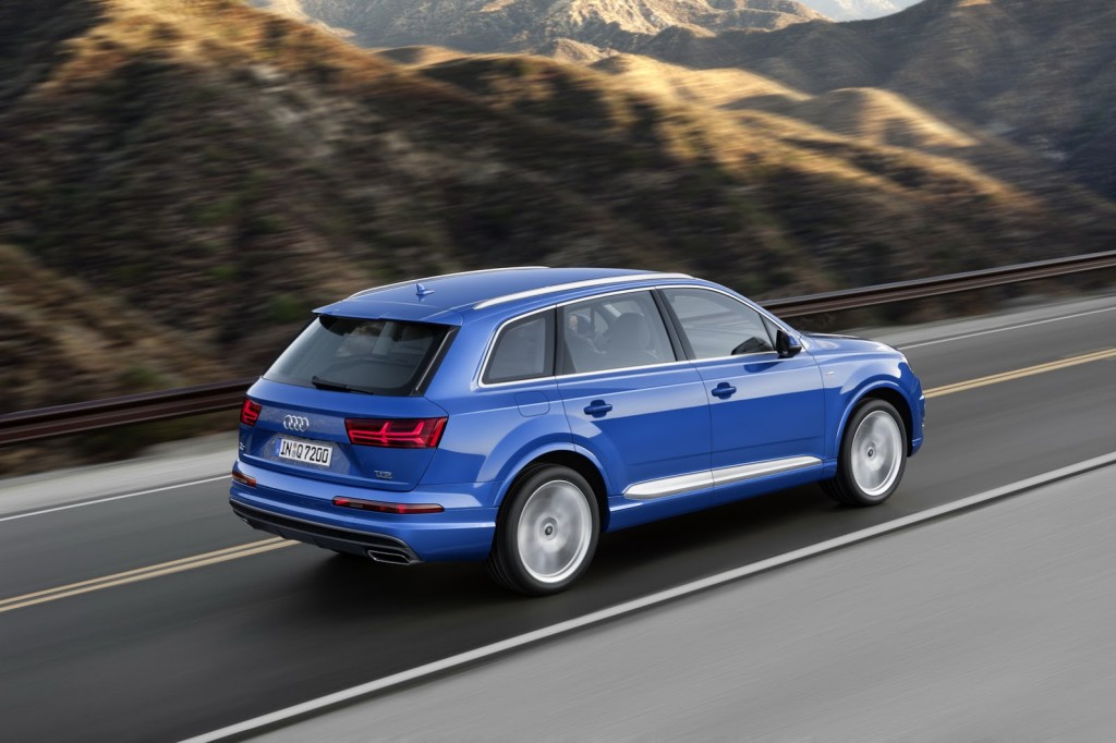 Audi-Q7-New-2016-7