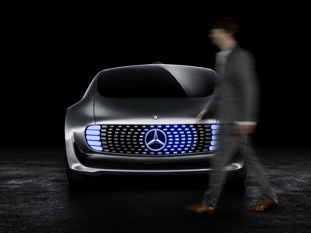 Mercedes-Benz F015 - Luxury in Motion