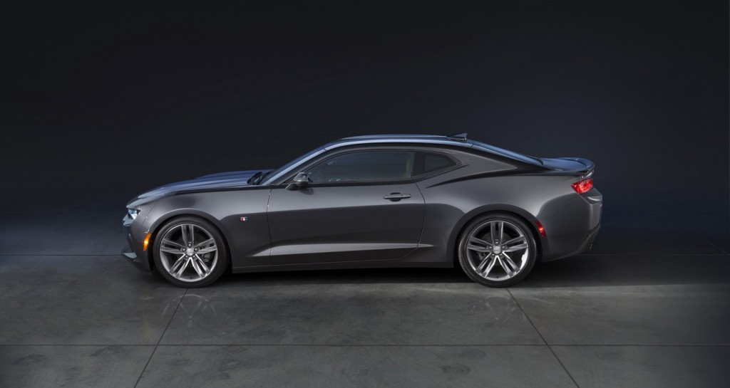 2016-Chevrolet-Camaro-03
