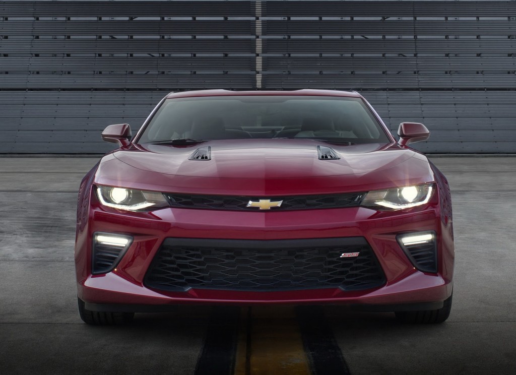 2016-Chevrolet-Camaro-08