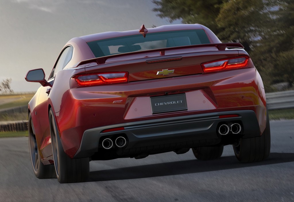 2016-Chevrolet-Camaro-09