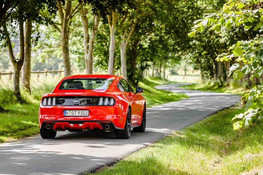 FORD MUSTANG 5 LITRES VE