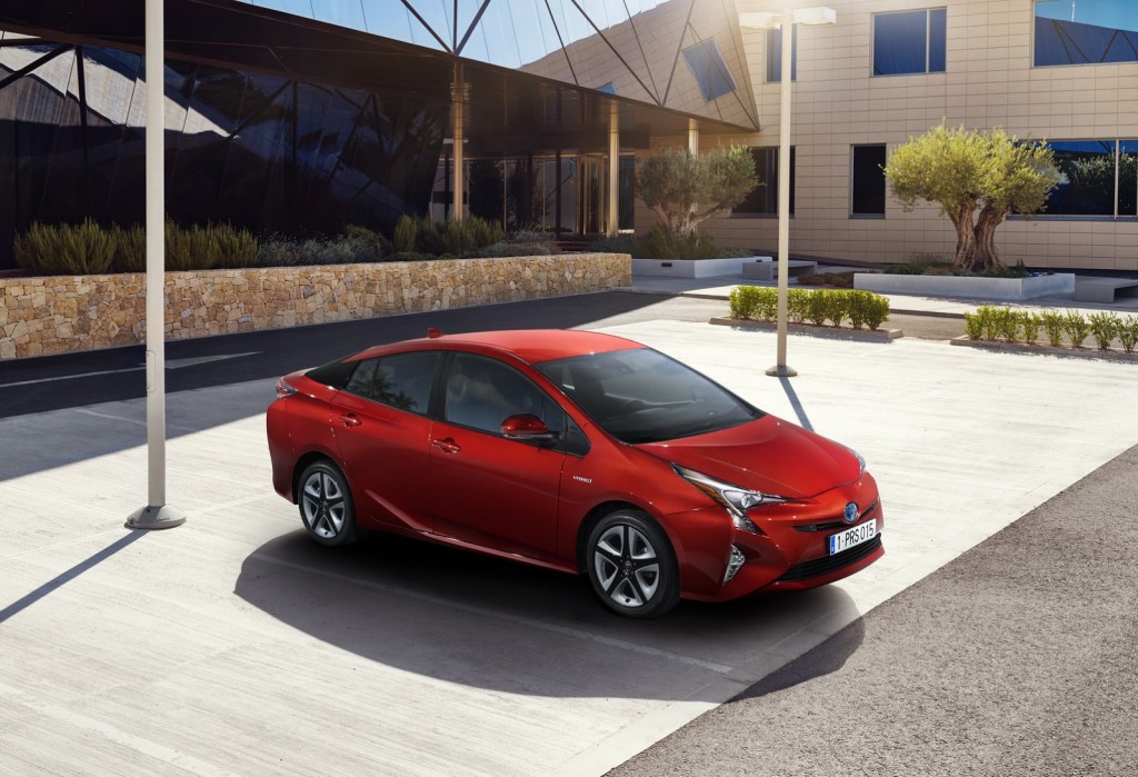 EU-2016-Toyota-Prius-1