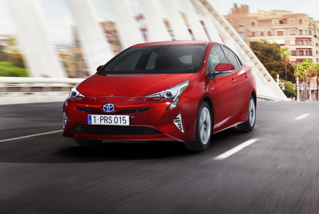 EU-2016-Toyota-Prius-24