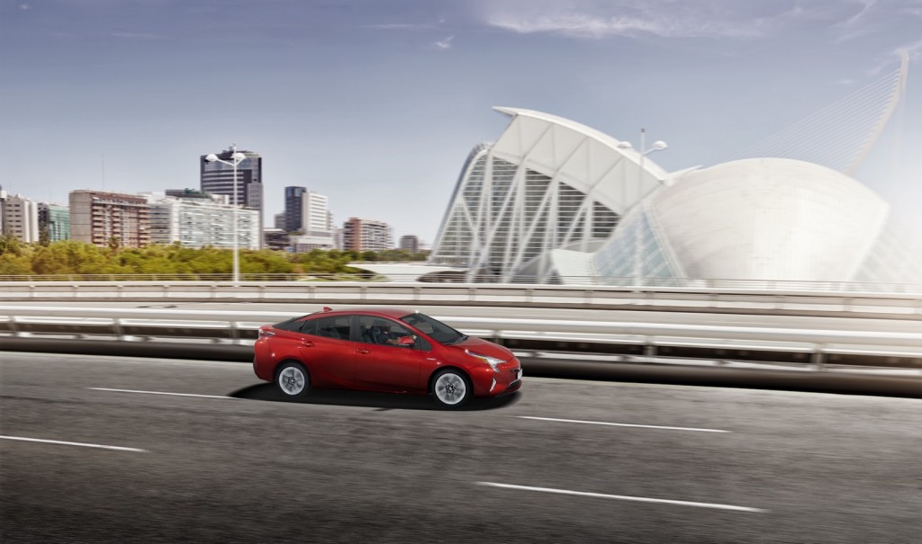 EU-2016-Toyota-Prius-7