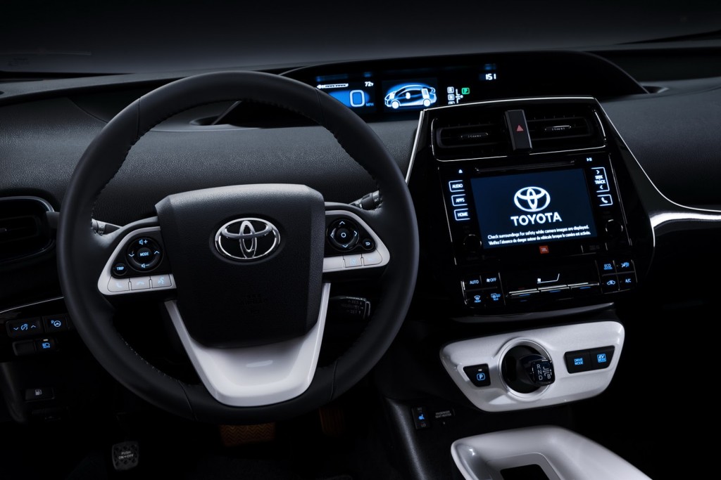 NA-2016-Toyota-Prius-5