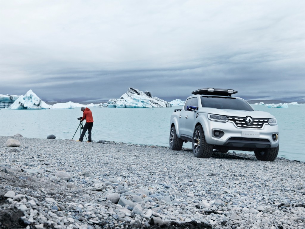 Renault-Alaskan-Concept-15