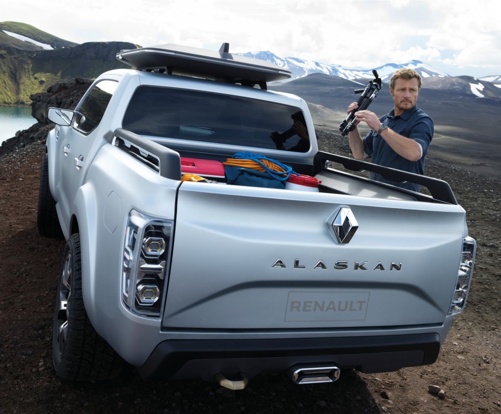 Renault-Alaskan-Concept-18