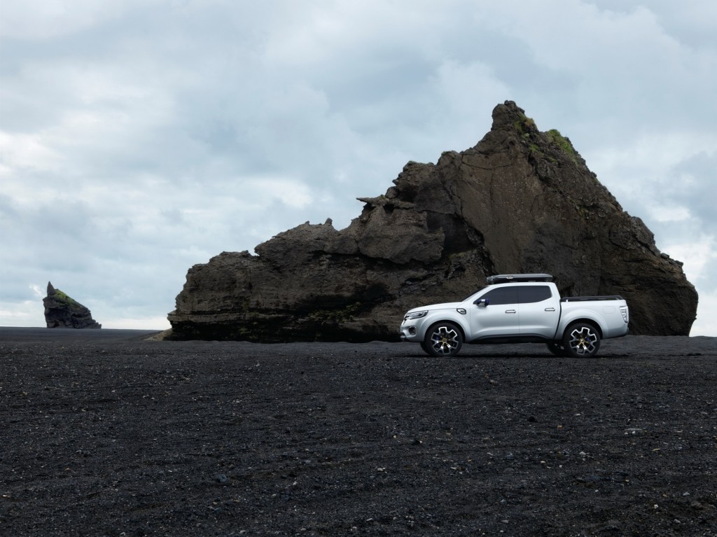 Renault-Alaskan-Concept-3