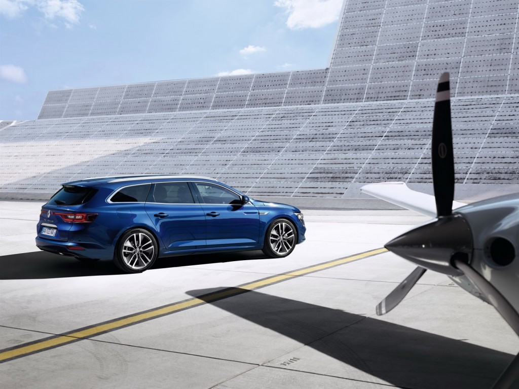 Renault-Talisman-Estate-4