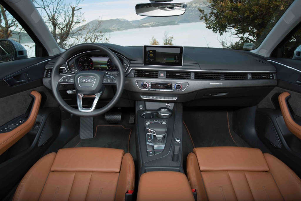 Audi A4 2016 virtual cockpit