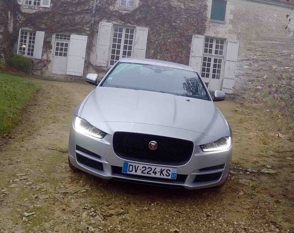 jaguar XE
