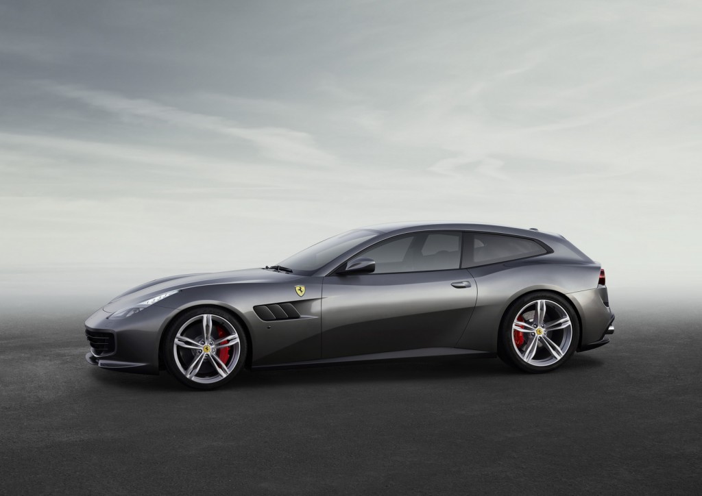 Ferrari_GTC4Lusso_07