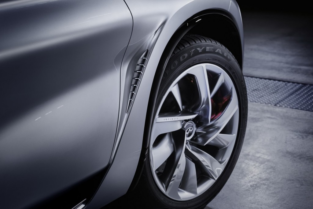 Infiniti-QX-Sport-Ins16