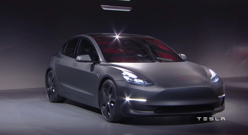 Tesla-Model-3-4 (1)