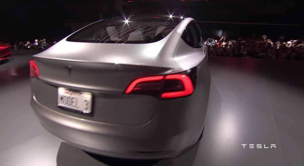 Tesla-Model-3-7