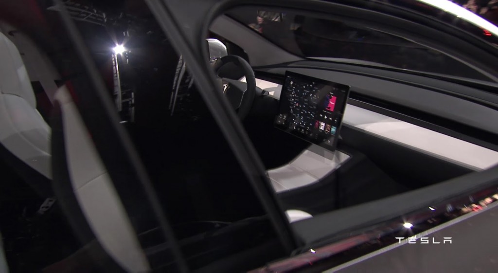 Tesla-Model-3-8