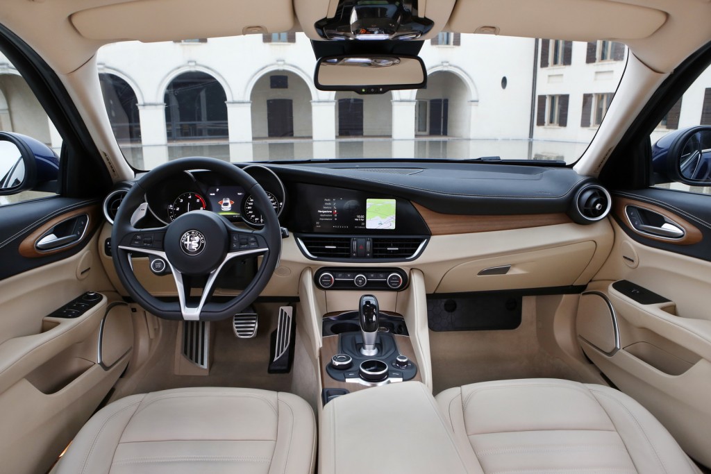 Alfa Romeo Giulia 2016