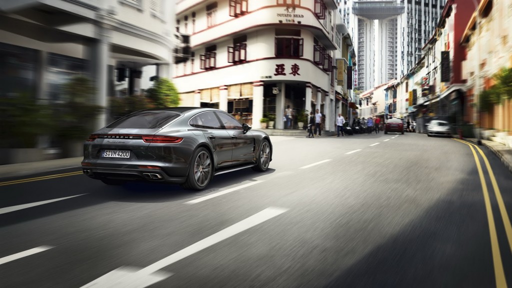 2017Panamera-3