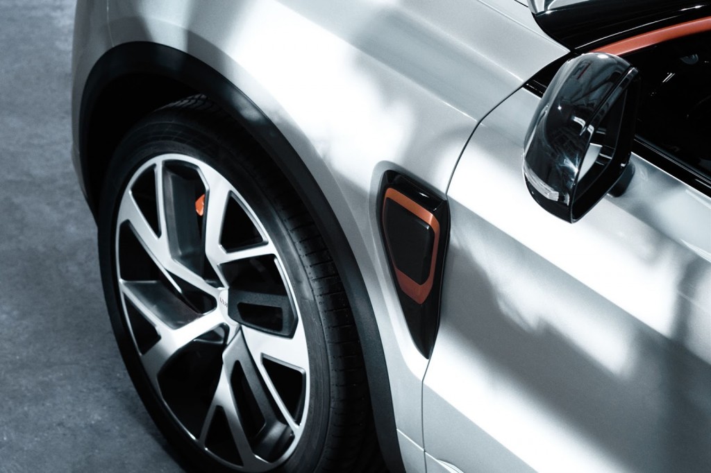 geely-lynk-co-01-5